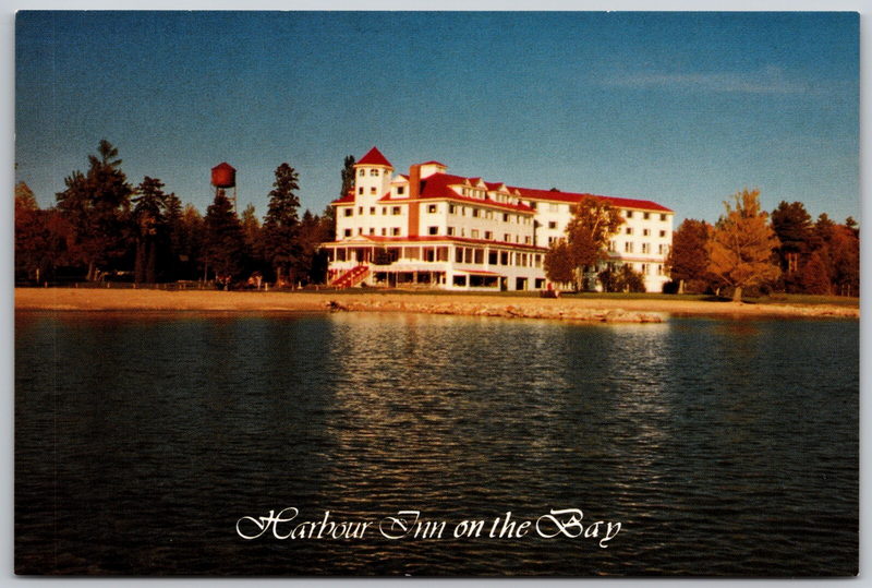 Harbour Inn (Harbor Inn, Ramona Park Hotel) - Vintage Postcard (newer photo)